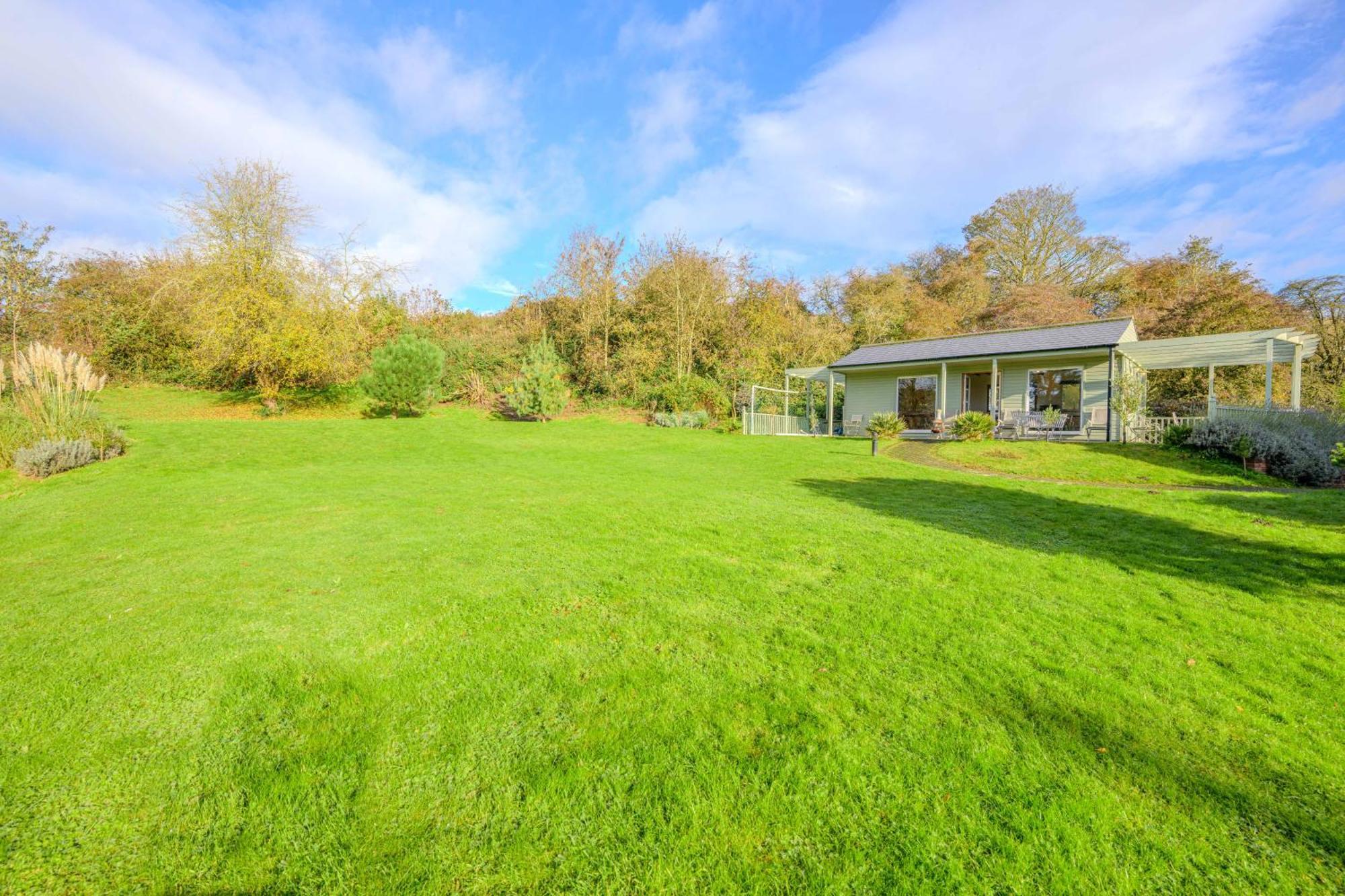 Country House With 7 Bedrooms And 3 Buildings Market Rasen Esterno foto